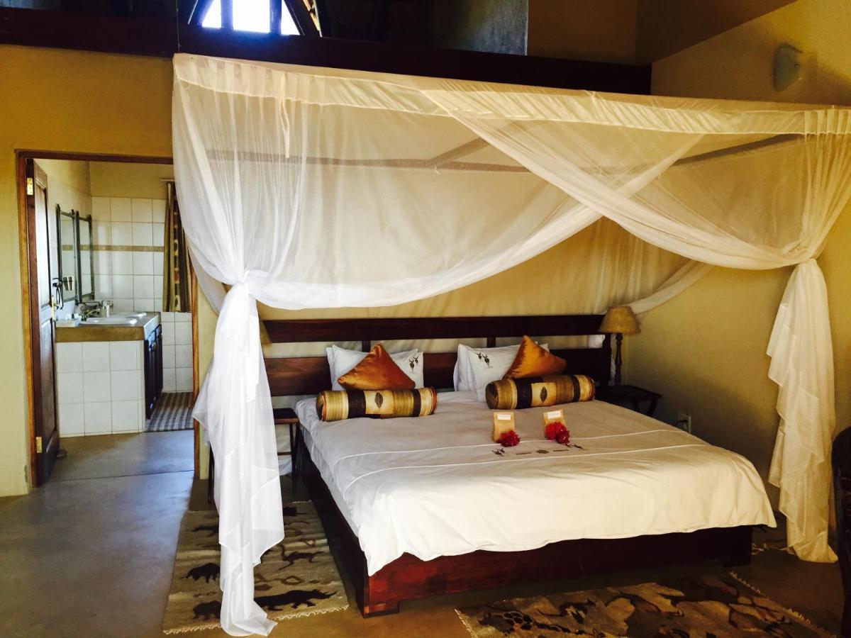 Okutala Etosha Lodge Outjo Dış mekan fotoğraf